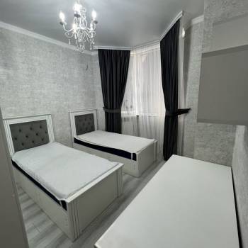 Сдается 1-комнатная квартира, 42 м²
