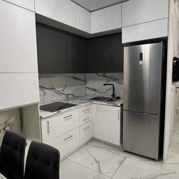 Сдается 1-комнатная квартира, 42 м²