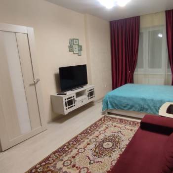 Продается 1-комнатная квартира, 40 м²