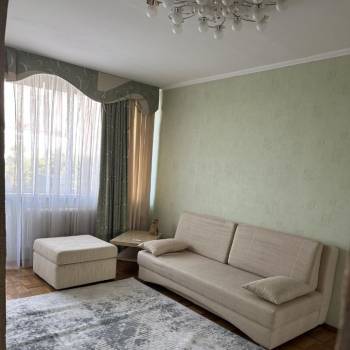 Сдается 1-комнатная квартира, 40 м²