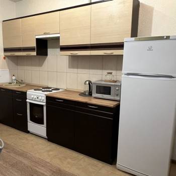 Сдается 1-комнатная квартира, 50 м²