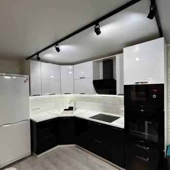 Сдается 2-х комнатная квартира, 64 м²