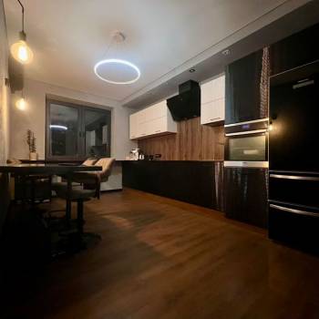 Продается 2-х комнатная квартира, 65 м²