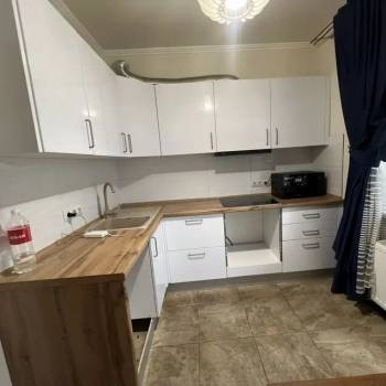 Сдается 1-комнатная квартира, 39 м²