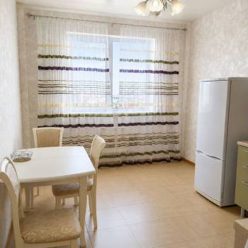 Продается 1-комнатная квартира, 51,8 м²