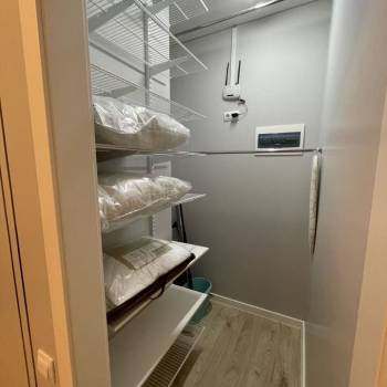 Продается 1-комнатная квартира, 42 м²
