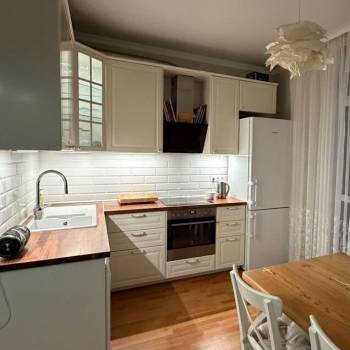 Продается 2-х комнатная квартира, 80 м²