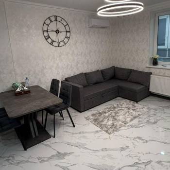 Сдается 2-х комнатная квартира, 60 м²