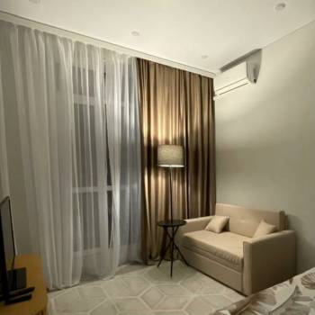 Продается 1-комнатная квартира, 50 м²