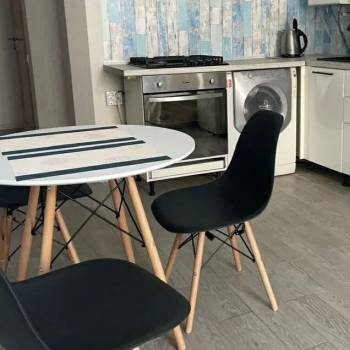Продается 1-комнатная квартира, 50 м²