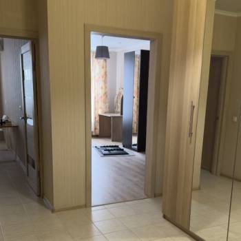 Сдается 1-комнатная квартира, 46 м²