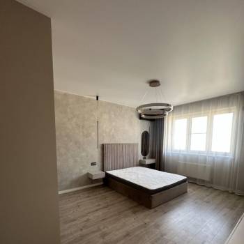 Сдается 1-комнатная квартира, 50 м²