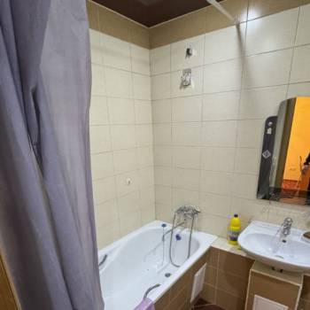 Продается 3-х комнатная квартира, 57 м²