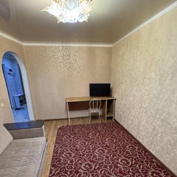Продается 3-х комнатная квартира, 57 м²