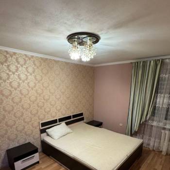 Продается 3-х комнатная квартира, 57 м²