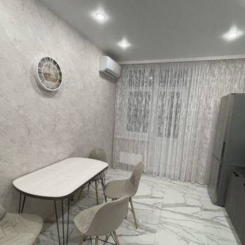Сдается 2-х комнатная квартира, 61 м²