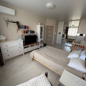Продается 1-комнатная квартира, 41,3 м²