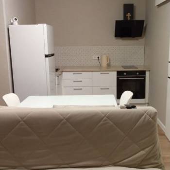 Продается 1-комнатная квартира, 42,2 м²