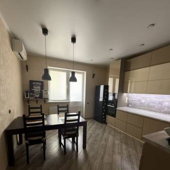 Продается 3-х комнатная квартира, 101,21 м²