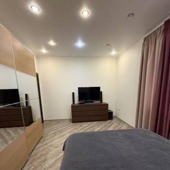 Продается 3-х комнатная квартира, 101,21 м²