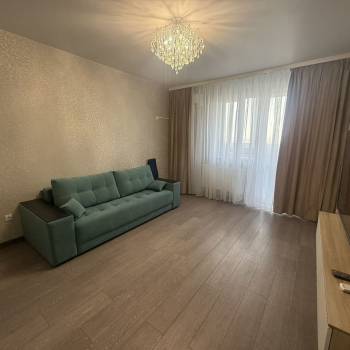 Сдается 2-х комнатная квартира, 70 м²