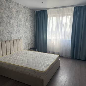 Сдается 2-х комнатная квартира, 70 м²