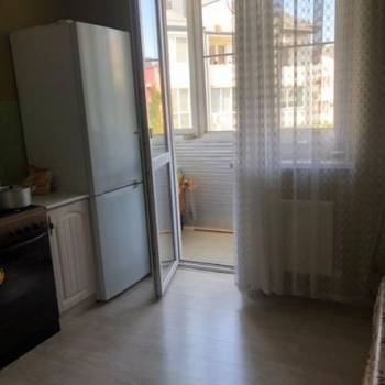 Продается 1-комнатная квартира, 40 м²