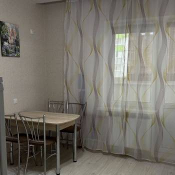 Сдается 1-комнатная квартира, 38 м²