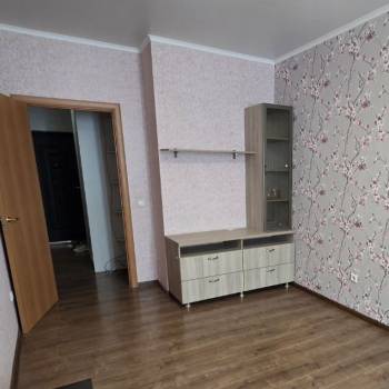 Сдается 1-комнатная квартира, 39 м²
