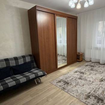 Сдается 1-комнатная квартира, 35 м²