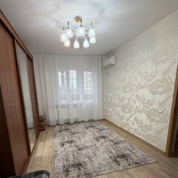 Сдается 1-комнатная квартира, 35 м²