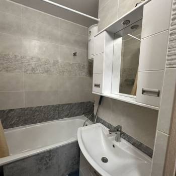 Сдается 2-х комнатная квартира, 52 м²