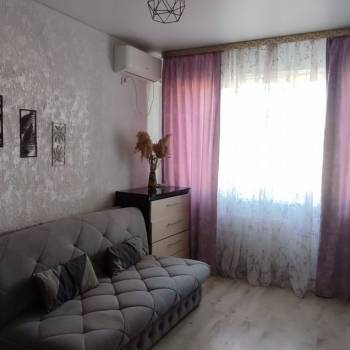 Сдается 1-комнатная квартира, 38 м²