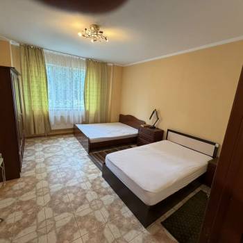 Сдается 2-х комнатная квартира, 78 м²
