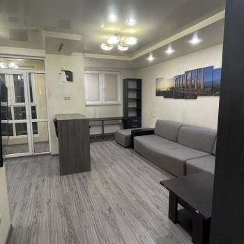 Сдается 1-комнатная квартира, 42 м²