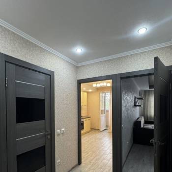 Продается 1-комнатная квартира, 42,7 м²