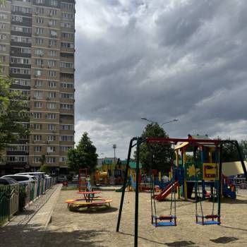 Продается 1-комнатная квартира, 42,7 м²