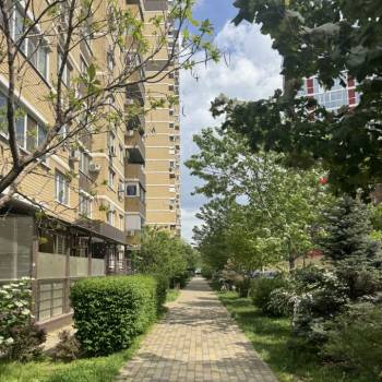 Продается 1-комнатная квартира, 42,7 м²
