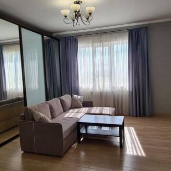 Сдается 2-х комнатная квартира, 66 м²