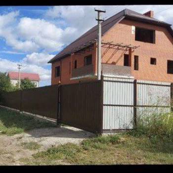 Продается Дом, 450 м²