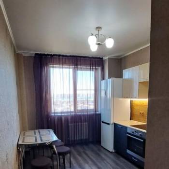 Сдается 1-комнатная квартира, 39 м²