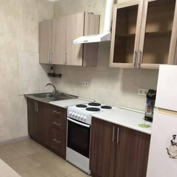 Сдается 1-комнатная квартира, 38 м²