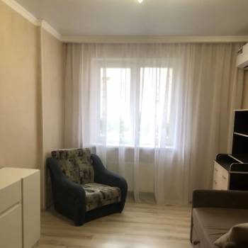 Сдается 1-комнатная квартира, 38 м²