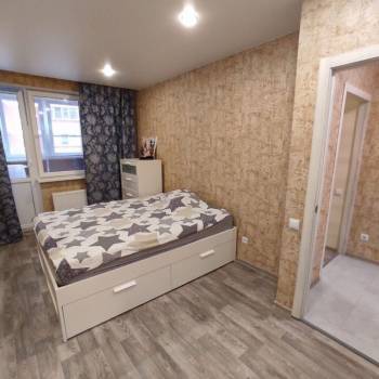 Продается 1-комнатная квартира, 36 м²