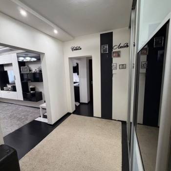 Продается 2-х комнатная квартира, 61,1 м²