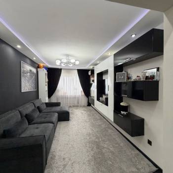 Продается 2-х комнатная квартира, 61,1 м²