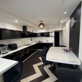 Продается 2-х комнатная квартира, 61,1 м²