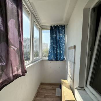 Продается 1-комнатная квартира, 48 м²