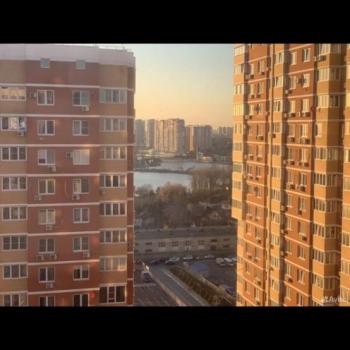Продается 1-комнатная квартира, 40,2 м²