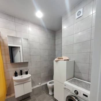 Сдается 1-комнатная квартира, 49,9 м²